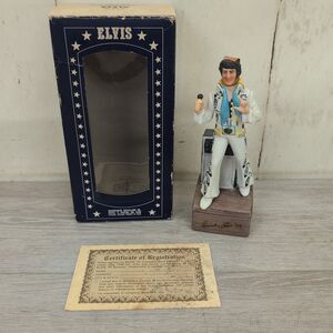 1977 McCormick ELVIS PRESLEY Whiskey Porcelain Decanter Music Box Vintage